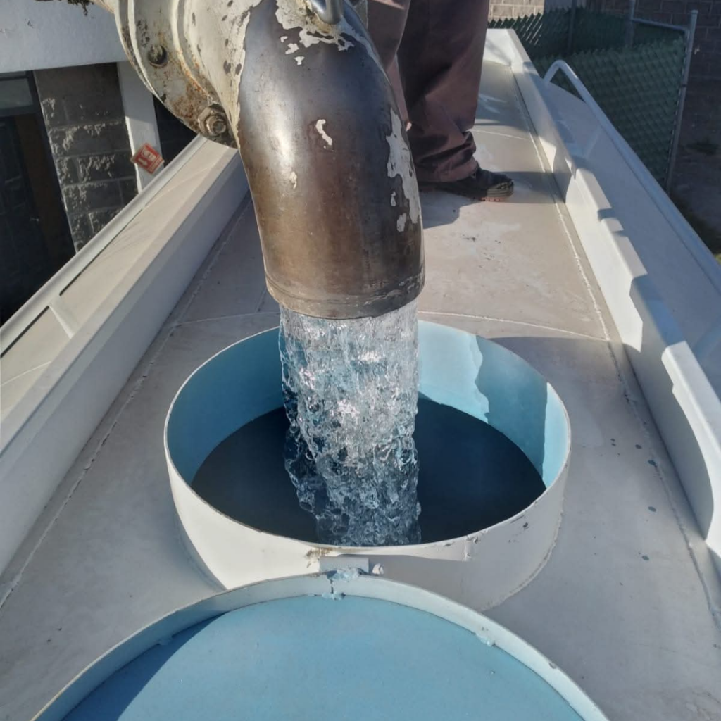 Pipas de agua potable cholula